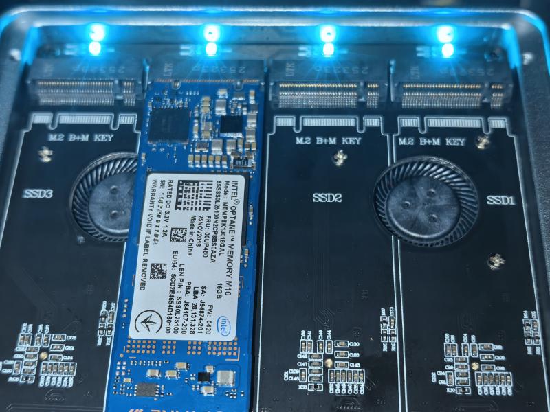 Featured image of post M.2 SSDを4枚挿せるUSBケースが安かったので買ってみた